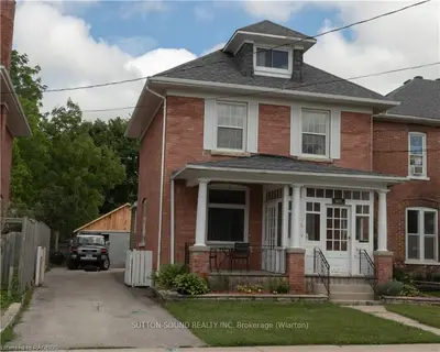 967 7TH Avenue E, Owen Sound, ON N4K 2Y9