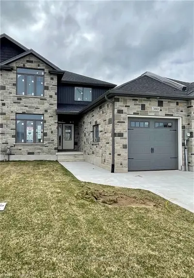 380 Rosner Drive, Saugeen Shores, On N0h 2c8