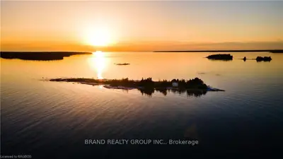 ISLAND 60 SAXON , Northern Bruce Peninsula, ON N0H 2M0