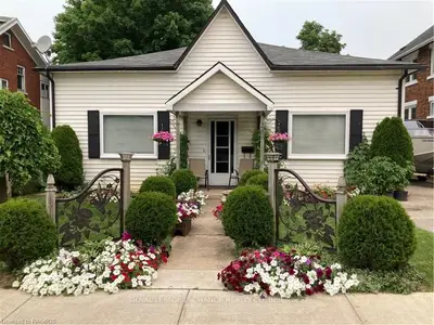 388 LAMBTON Street W, West Grey, ON N0G 1R0