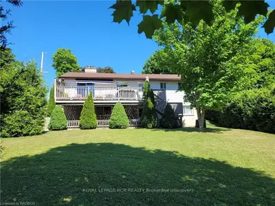 394 Queen Street N, West Grey, ON N0G 1R0