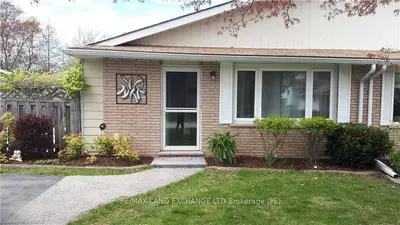 796 EASTWOOD Drive, Saugeen Shores, ON N0H 2C4