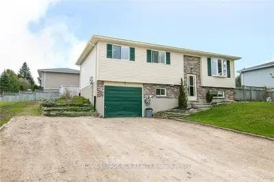 2 BRACKENBURY Street, Grey Highlands, ON N0C 1H0