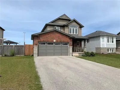 451 Joseph Street, Saugeen Shores, On N0h 2c2