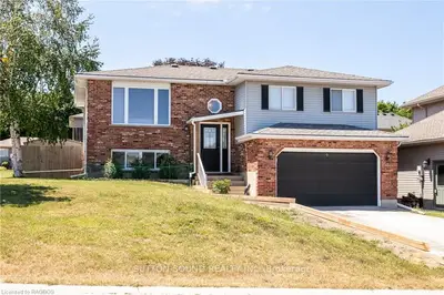2532 8TH Avenue E, Owen Sound, ON N4K 6V2