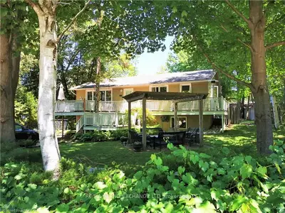144 SENECA Street, Huron-Kinloss, ON N2Z 2X3