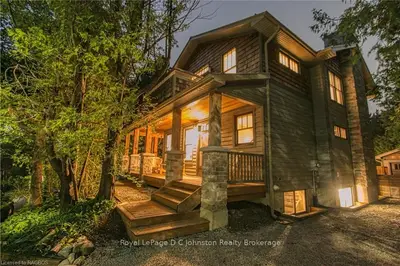 160 KNOWLES Lane, Saugeen Shores, ON N0H 2L0
