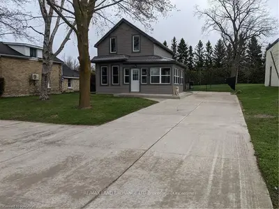 413 BROADWAY Street, Kincardine, ON N2Z 2G8