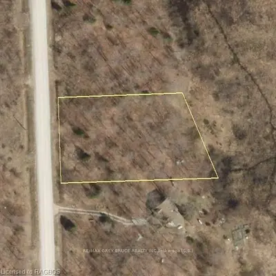 15 SUGARBUSH Road, South Bruce Peninsula, ON N0H 2G0