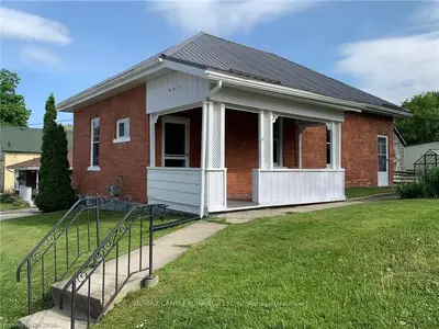403 NAPIER Street, Brockton, ON N0G 2V0