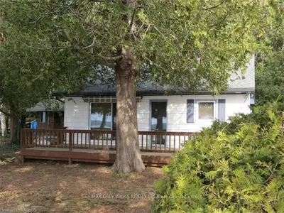 319 MALLORY BEACH Road, South Bruce Peninsula, ON N0H 2T0