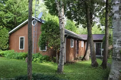60 OLD WOMANS RIVER Road, Northern Bruce Peninsula, ON N0H 2M0
