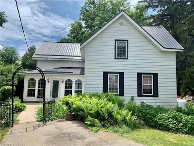 524 HAMILTON Street, Huron-Kinloss, ON N0G 2H0