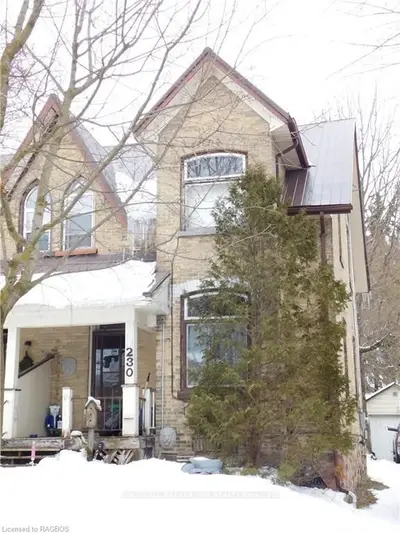 230 Fergus Street N, Wellington North, On N0g 2l2