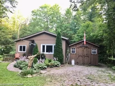 23 JAY Street, Saugeen Shores, ON N0H 2C5