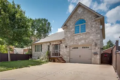 886 7TH Avenue W, Owen Sound, ON N4K 5K1