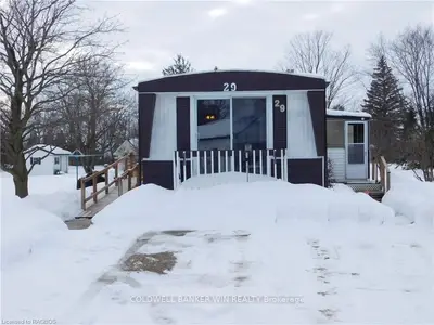 29 4TH Avenue, Wellington North, ON N0G 2K0