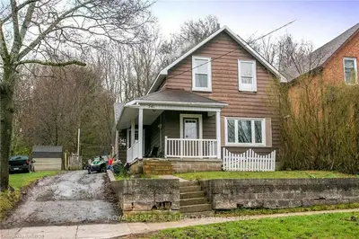 541 12TH Street W, Owen Sound, ON N4K 3W1