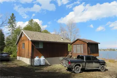 50 WEST SHORE Road, Northern Bruce Peninsula, ON N0H 1W0
