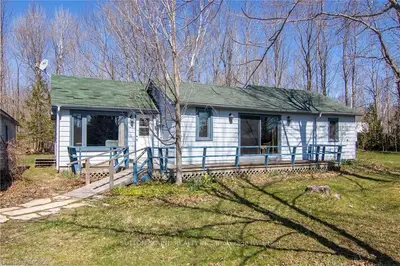 89 MILLER LAKE SHORE Road, Northern Bruce Peninsula, ON N0H 1Z0