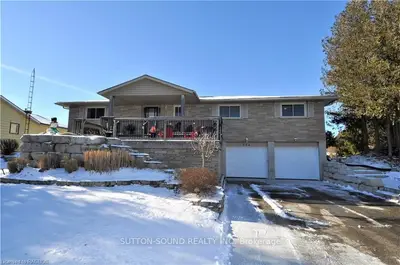 214 Second Avenue N, South Bruce Peninsula, On N0h 2g0