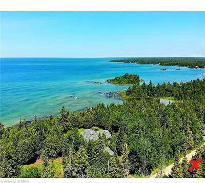 10 RONALD Street, Northern Bruce Peninsula, ON N0H 2T0