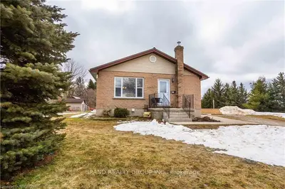 404208 20 , Georgian Bluffs, ON N0H 1S0