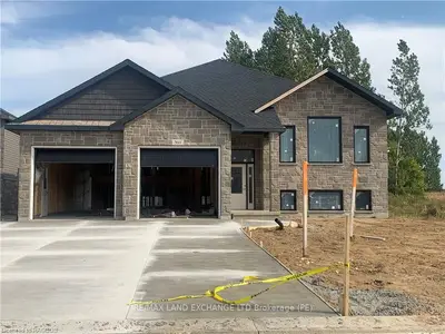 391 Ridge Street, Saugeen Shores, On N0h 2c1