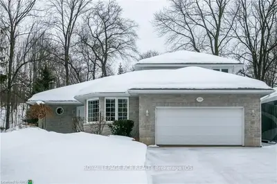 1590 7TH Avenue W, Owen Sound, ON N4K 6V9