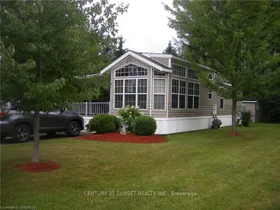 28 MCARTHUR Lane, Huron-Kinloss, ON N2Z 2X5