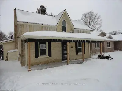 313 Yonge Street S, Brockton, On N0g 2v0