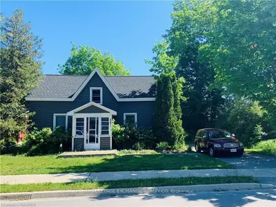 581 Eugenie Street, Saugeen Shores, On N0h 2c1