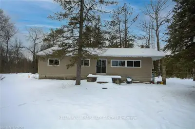 247 Shouldice Lake Road, Northern Bruce Peninsula, On N0h 1z0