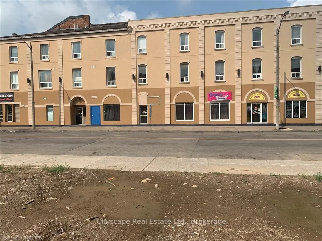 4 KING Street 303, Brantford, ON N3T 3C3