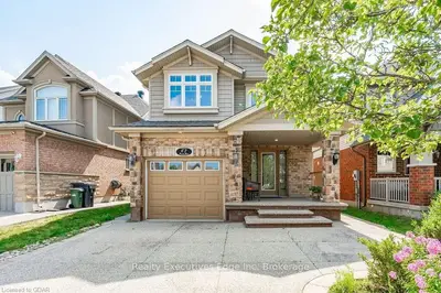 Detached in Guelph