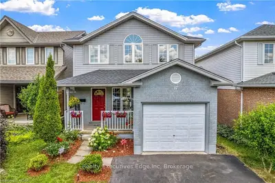 17 Beattie Street, Guelph, On N1h 8n2