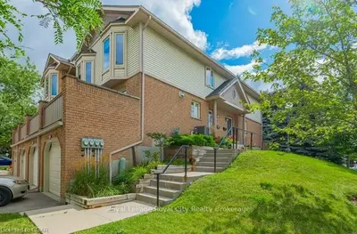 941 Gordon Street 26, Guelph, On N1g 4r9
