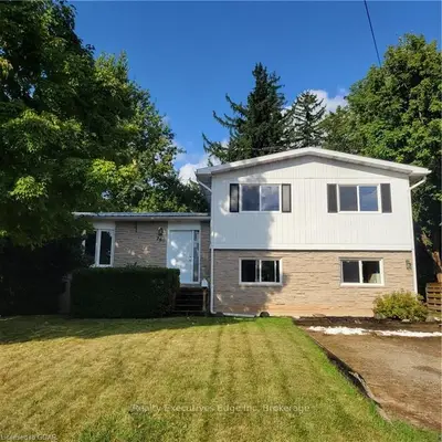 Detached in Guelph/Eramosa