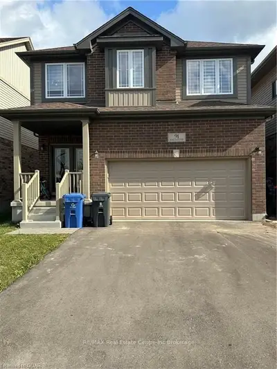 Detached in Guelph