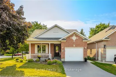 Detached in Guelph