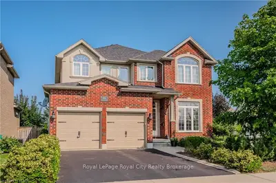 Detached in Guelph
