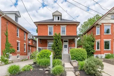 Detached in Guelph
