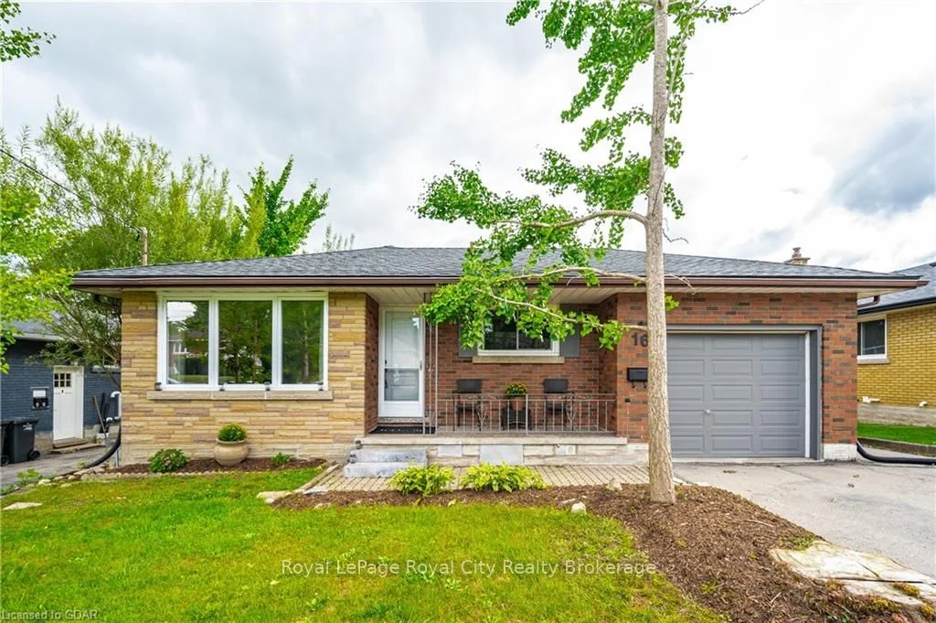 Detached in Guelph