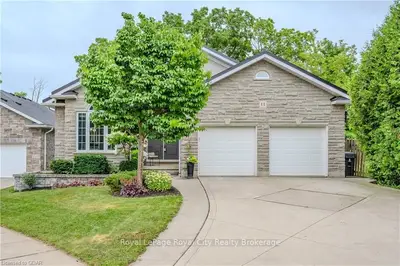 Detached in Guelph