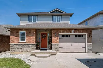 38 Grassyplain Drive, Hamilton, On L0r 1w0