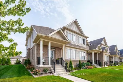 Att/Row/Townhouse in Centre Wellington