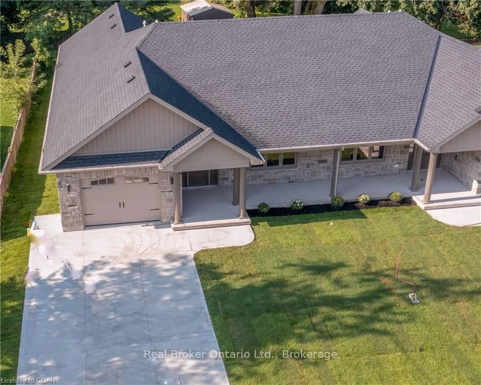 92 & 94 King Street S, Minto, On N0g 1z0