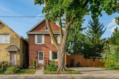 Detached in Cambridge