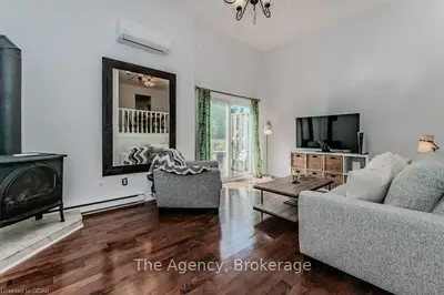 Condo Townhouse in Kitchener