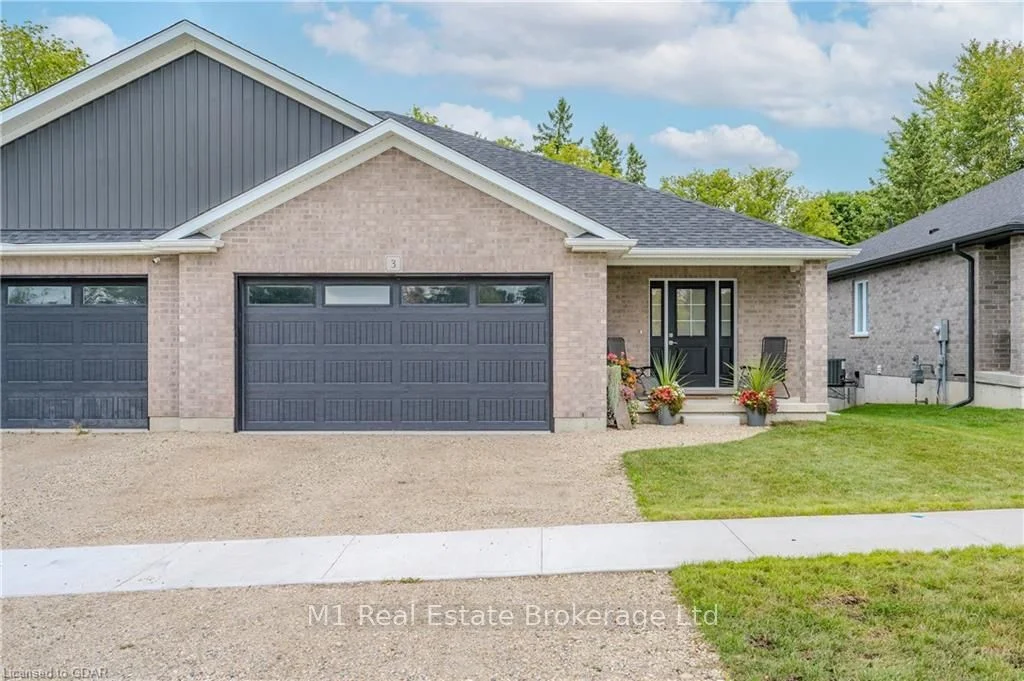Semi-Detached in North Perth